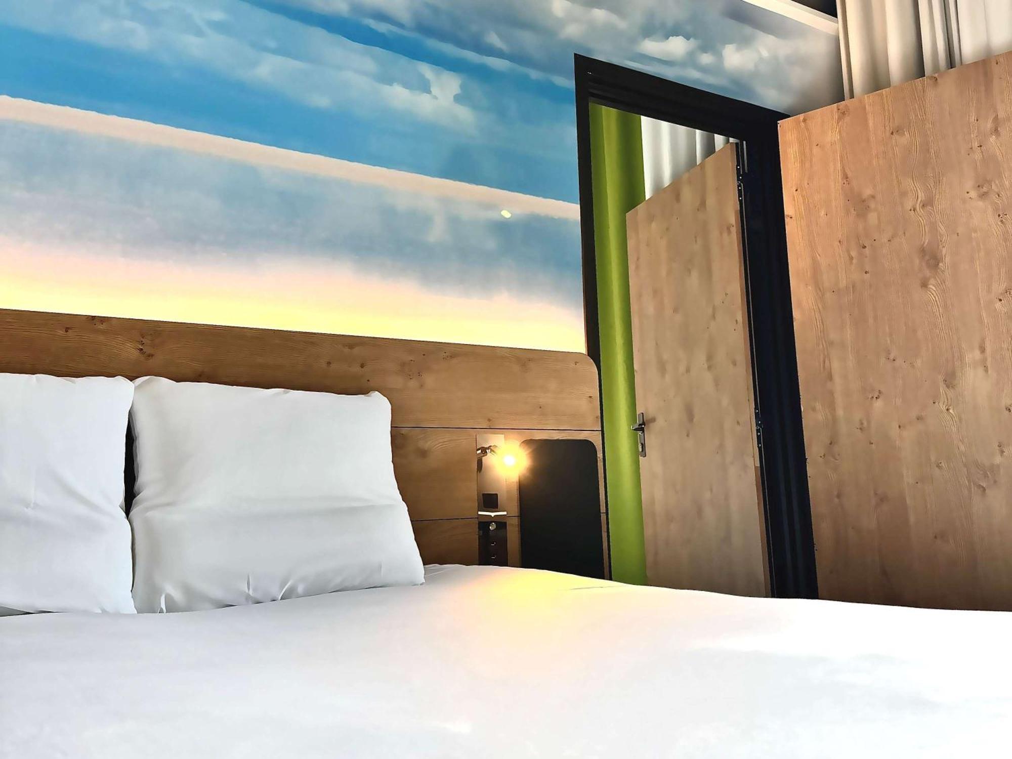 Novotel Saint Brieuc Centre Gare Экстерьер фото